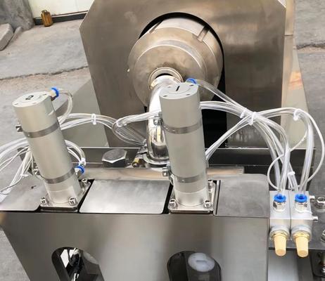 150 کیلوگرم / ساعت 50 هرتز پیوسته Twist Pet Treat Extruding Line