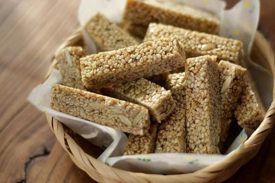 ماشین آلات برش بادام زمینی آب نبات، دستگاه برش دانه غلات