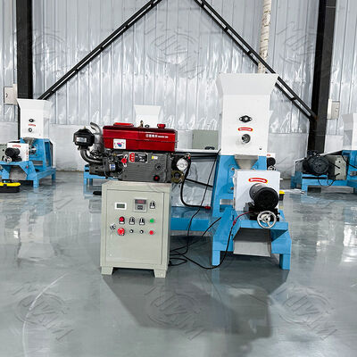 صرفه جویی در مواد غذایی و بسیار کارآمد است! ماشین تخلیه مواد غذایی شناور ماهی با موتور دیزل و ماشین گلوله های مواد غذایی ماهی